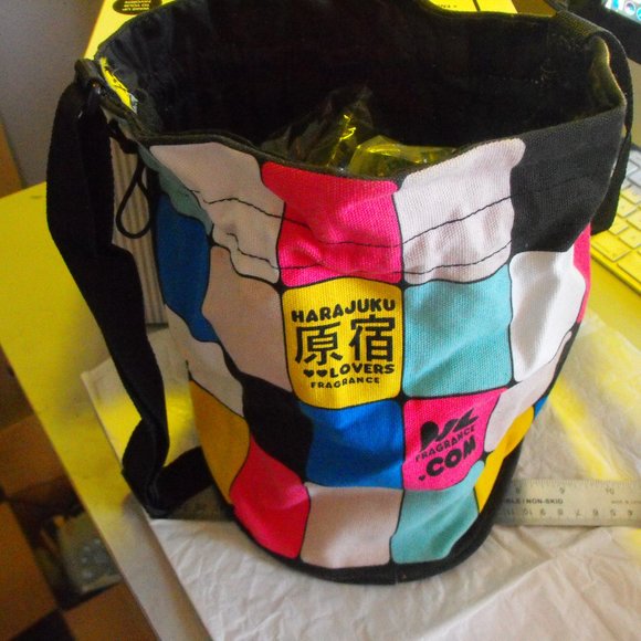 Harajuku Lovers Bucketbag Crossbody Drawstring - Picture 5 of 6